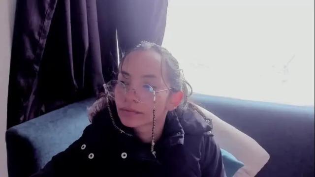 Image 3 of aura_janssen Stream on Chaturbate on 1 month ago