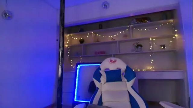 Image 7 of aura_janssen Stream on Chaturbate on 4 days ago