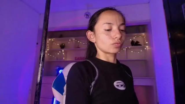 Image 2 of aura_janssen Stream on Chaturbate on 1 month ago