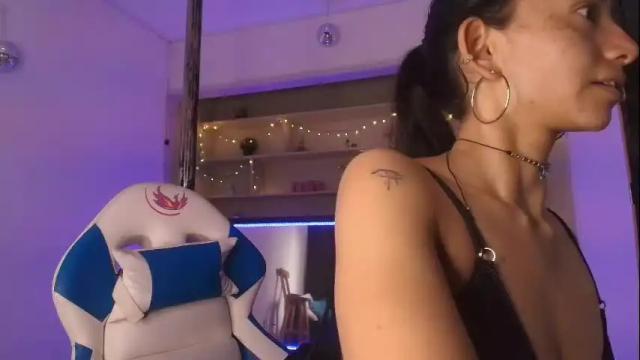 Image 6 of aura_janssen Stream on Chaturbate on 29 days ago