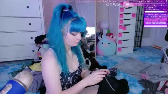 Image 12 of auragotchi Stream on Chaturbate on 20 days ago
