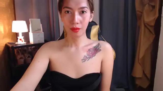 Image 3 of aurakharisma_xx Stream on Chaturbate on 13 months ago