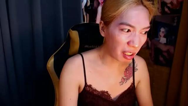 Image 6 of aurakharisma_xx Stream on Chaturbate on 18 days ago