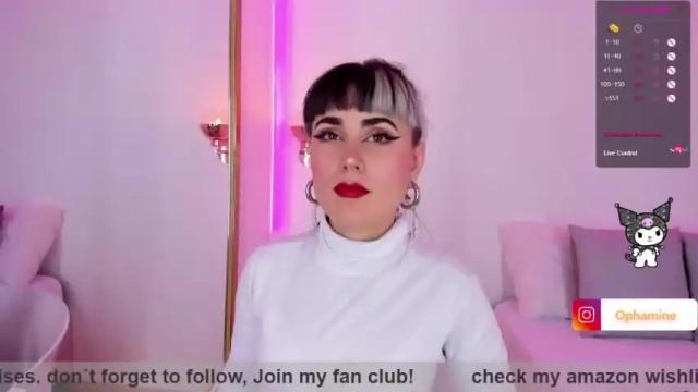 Image 12 of aurastardust Stream on Chaturbate on 15 months ago