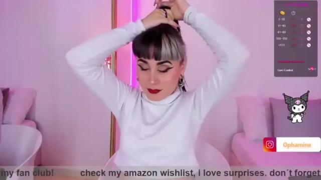 Image 4 of aurastardust Stream on Chaturbate on 15 months ago