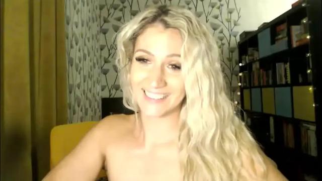 Image 2 of aurelyie Stream on Chaturbate on 1 month ago