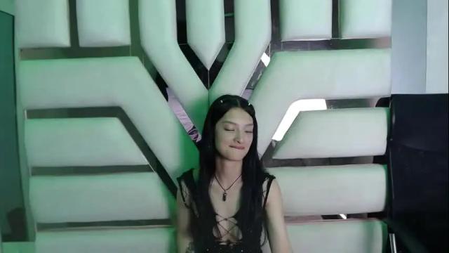 Image 3 of aurora18palmer Stream on Chaturbate on 4 months ago