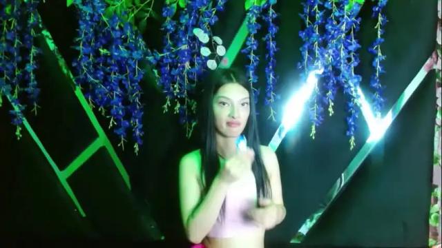 Image 6 of aurora18palmer Stream on Chaturbate on 4 months ago