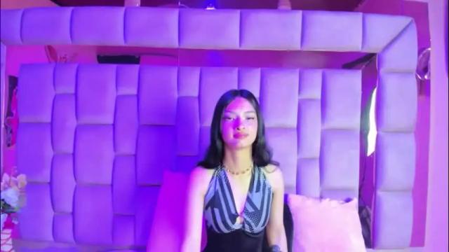 Image 3 of aurora18palmer Stream on Chaturbate on 2 months ago