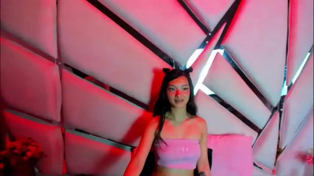 Image 3 of aurora18palmer Stream on Chaturbate on 2 months ago