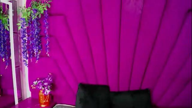 Image 7 of aurora18palmer Stream on Chaturbate on 20 days ago