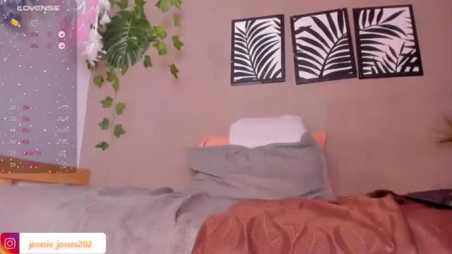Image 6 of aurora_84 Stream on Chaturbate on 15 months ago