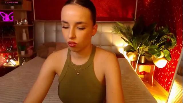 Image 6 of aurora_aksness Stream on Chaturbate on 2 months ago