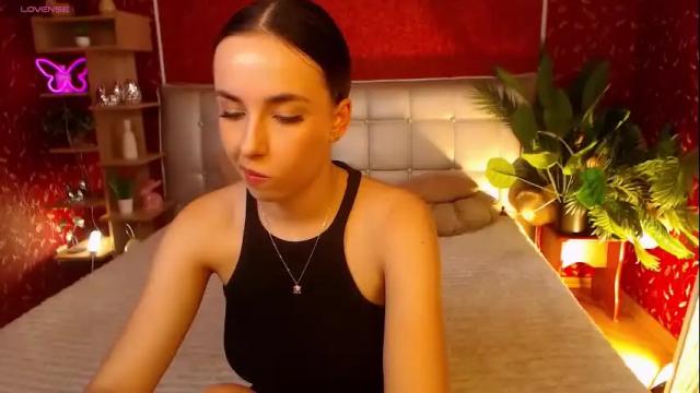 Image 3 of aurora_aksness Stream on Chaturbate on 2 months ago