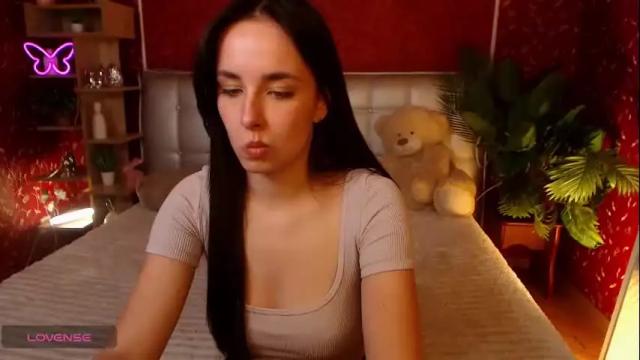 Image 8 of aurora_aksness Stream on Chaturbate on 2 months ago