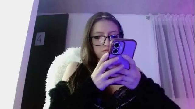 Image 6 of aurora_blossom__ Stream on Chaturbate on 5 months ago