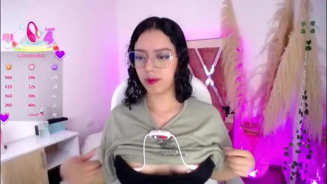 Image 4 of aurora_brown Stream on Chaturbate on 1 month ago