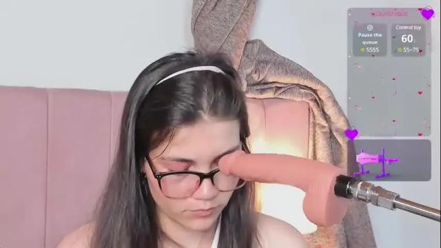 Image 8 of aurora_divine Stream on Chaturbate on 1 month ago
