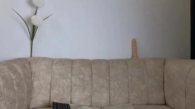Image 11 of aurora_g18 Stream on Chaturbate on 18 months ago