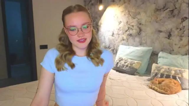 Thumbnail 2, aurora_golden's Stream at Chaturbate, 1 month ago