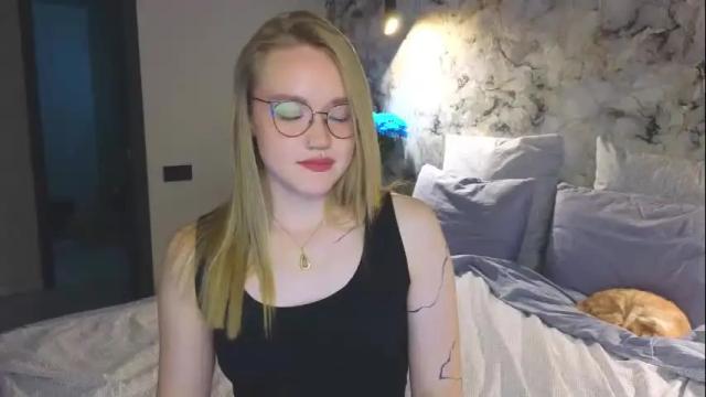 Thumbnail 3, aurora_golden's Stream at Chaturbate, 18 days ago