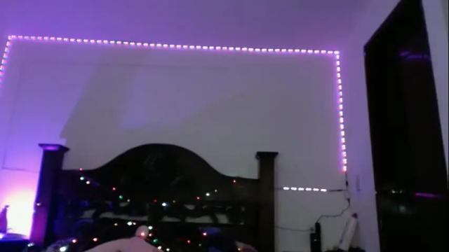 Image 11 of aurora_groowing1 Stream on Chaturbate on 17 months ago