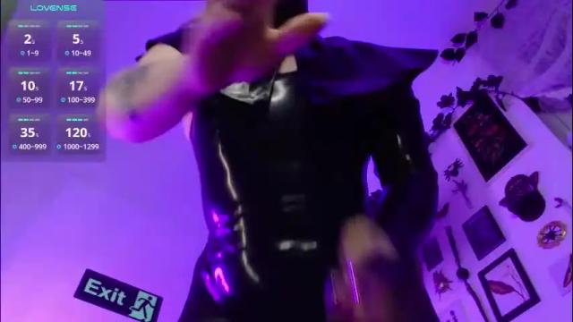 Image 7 of aurora_hotter Stream on Chaturbate on 2 months ago