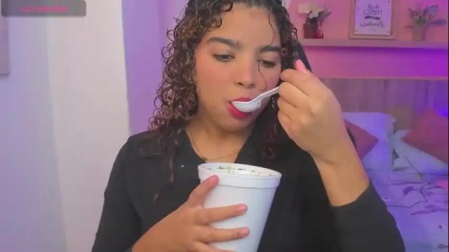 Image 2 of aurora_rodriguez Stream on Chaturbate on 2 months ago