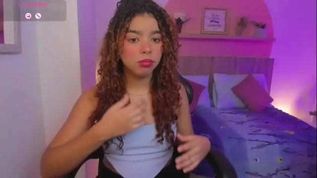 Image 4 of aurora_rodriguez Stream on Chaturbate on 1 month ago