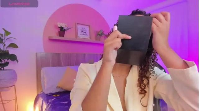 Image 3 of aurora_rodriguez Stream on Chaturbate on 1 month ago