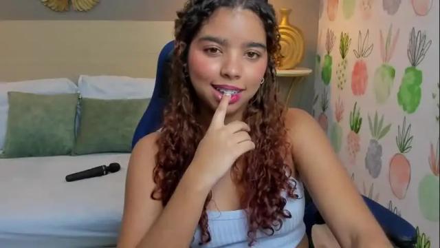 Image 11 of aurora_rodriguez Stream on Chaturbate on 1 month ago