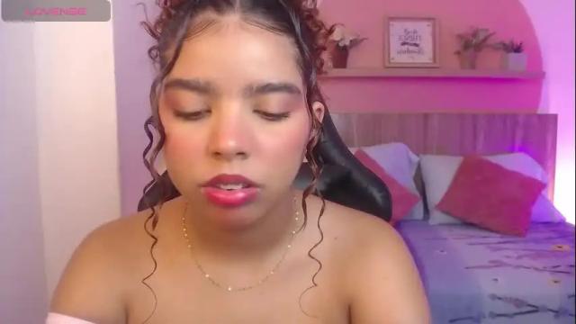 Image 2 of aurora_rodriguez Stream on Chaturbate on 1 month ago