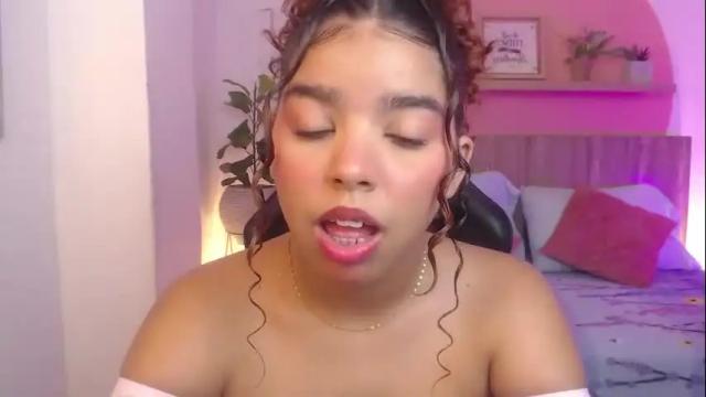 Image 7 of aurora_rodriguez Stream on Chaturbate on 1 month ago