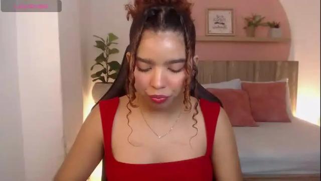 Image 2 of aurora_rodriguez Stream on Chaturbate on 1 month ago