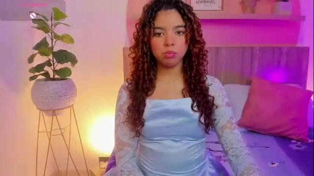 Image 2 of aurora_rodriguez Stream on Chaturbate on 1 month ago