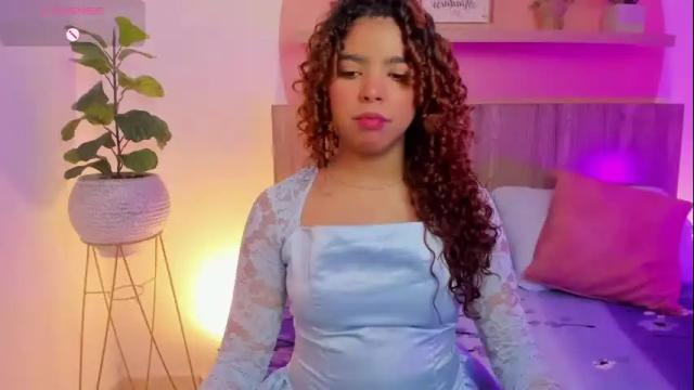 Image 3 of aurora_rodriguez Stream on Chaturbate on 1 month ago