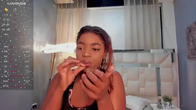 Image 8 of aurora_savage Stream on Chaturbate on 14 months ago