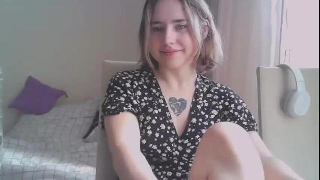 Image 6 of aurora_worker Stream on Chaturbate on 17 months ago