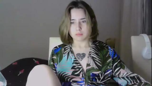 Image 6 of aurora_worker Stream on Chaturbate on 16 months ago