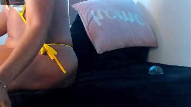 Image 4 of auroraa_bell Stream on Chaturbate on 21 months ago