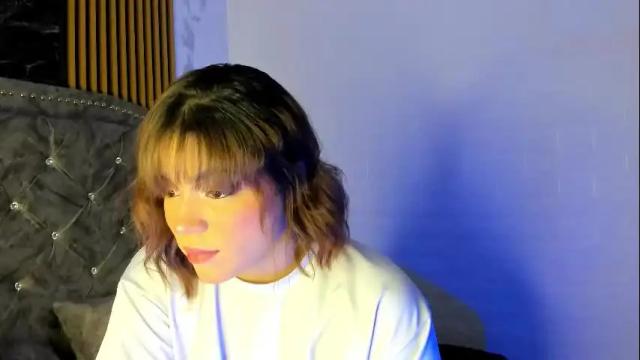 Image 2 of auroradakota Stream on Chaturbate on 2 months ago