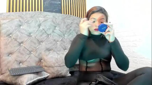 Image 8 of auroradakota Stream on Chaturbate on 2 months ago