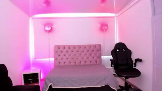 Image 10 of auroradiaz_ Stream on Chaturbate on 1 month ago