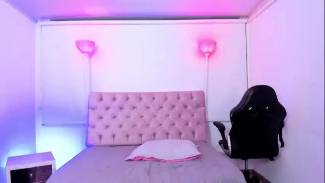 Image 3 of auroradiaz_ Stream on Chaturbate on 14 days ago