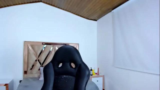 Image 10 of auroradiaz_ Stream on Chaturbate on 5 days ago