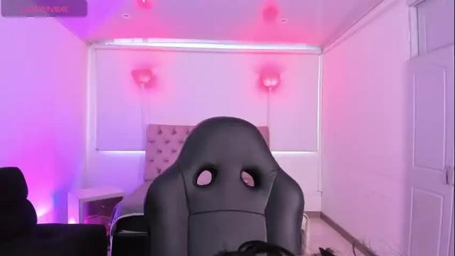 Thumbnail 3, auroradiaz_'s Stream at Chaturbate, 2 months ago