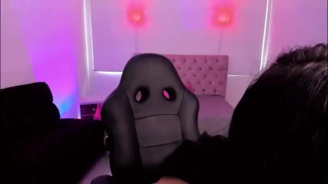 Image 3 of auroradiaz_ Stream on Chaturbate on 1 month ago