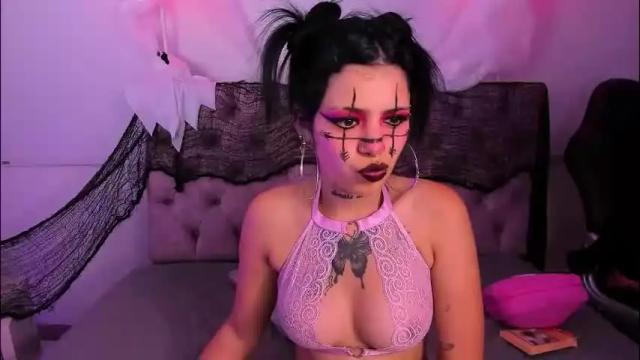 Image 4 of auroradiaz_ Stream on Chaturbate on 11 days ago