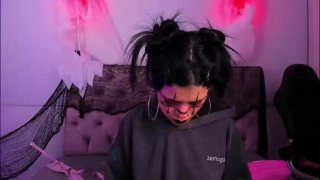 Image 6 of auroradiaz_ Stream on Chaturbate on 11 days ago