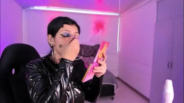 Image 4 of auroradiaz_ Stream on Chaturbate on 7 days ago